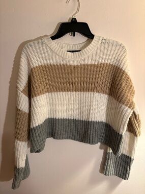 Moon & Madison Colorblock Chunky Knit Sweater XS Cropped Neutral Cozy Pullover